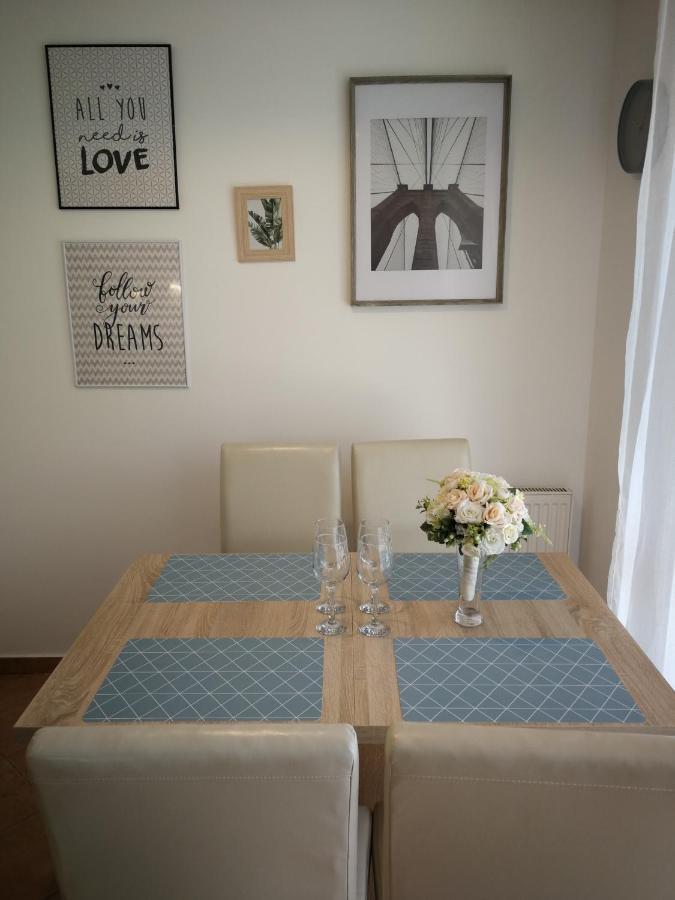 Voeroesmarty Apartman Miskolc - Belvaros - Downtown Εξωτερικό φωτογραφία