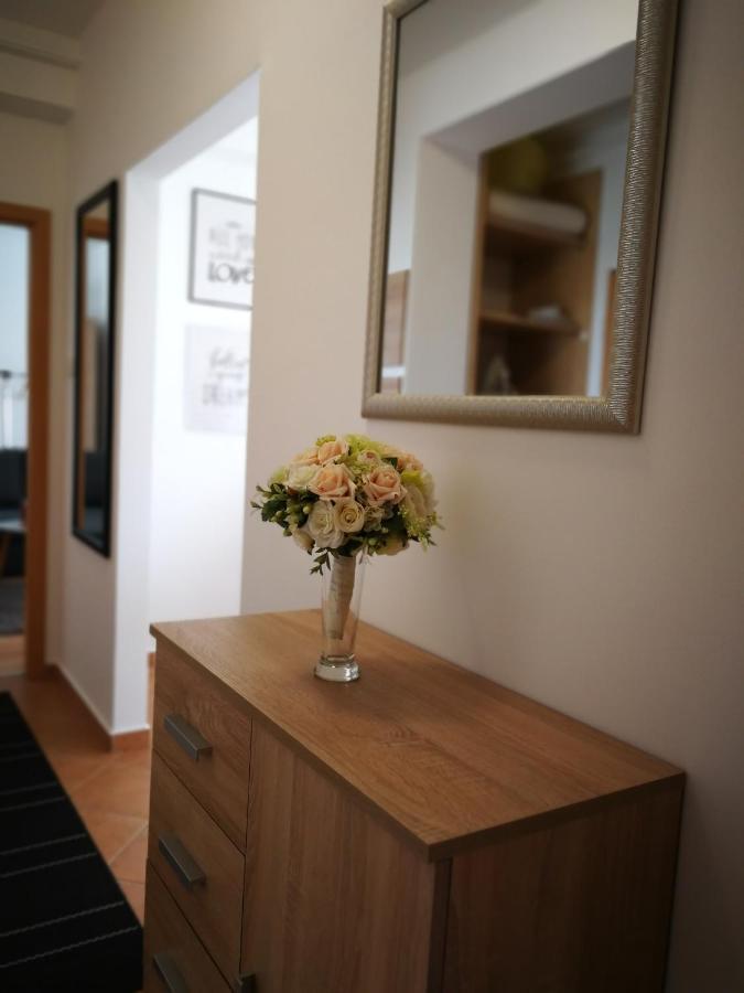 Voeroesmarty Apartman Miskolc - Belvaros - Downtown Εξωτερικό φωτογραφία