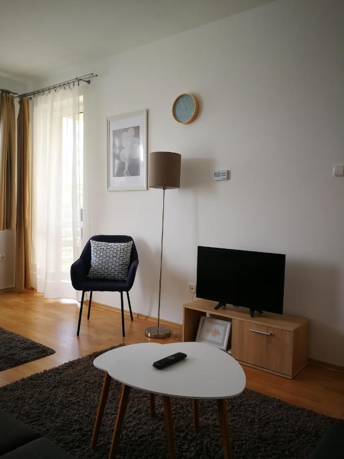 Voeroesmarty Apartman Miskolc - Belvaros - Downtown Εξωτερικό φωτογραφία